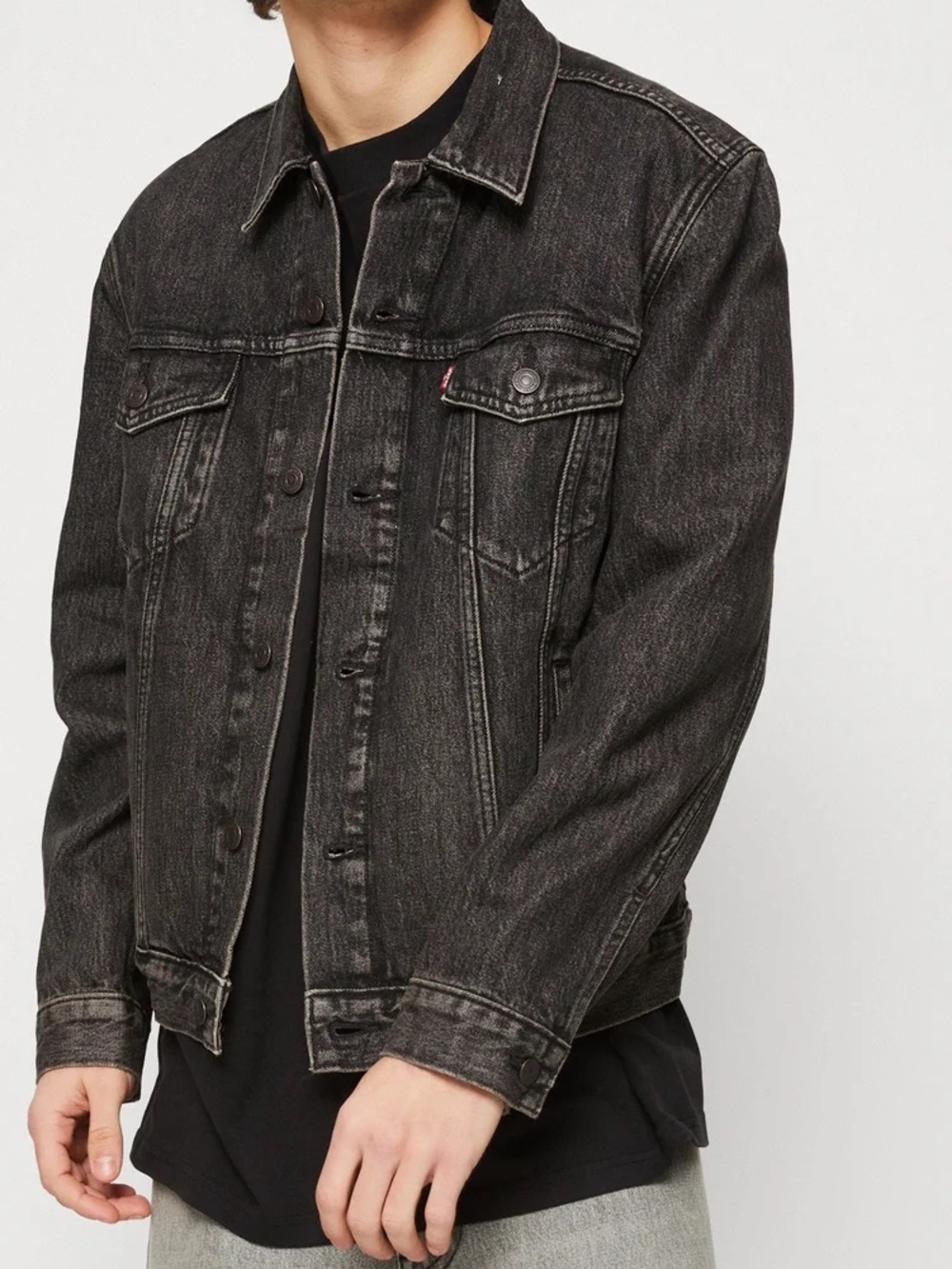 Levi's Men's Washed Black Denim Trucker Jacket